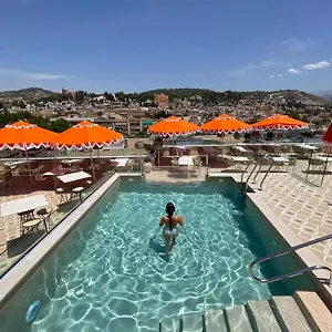 Otel Barcelo Carmen, Granada