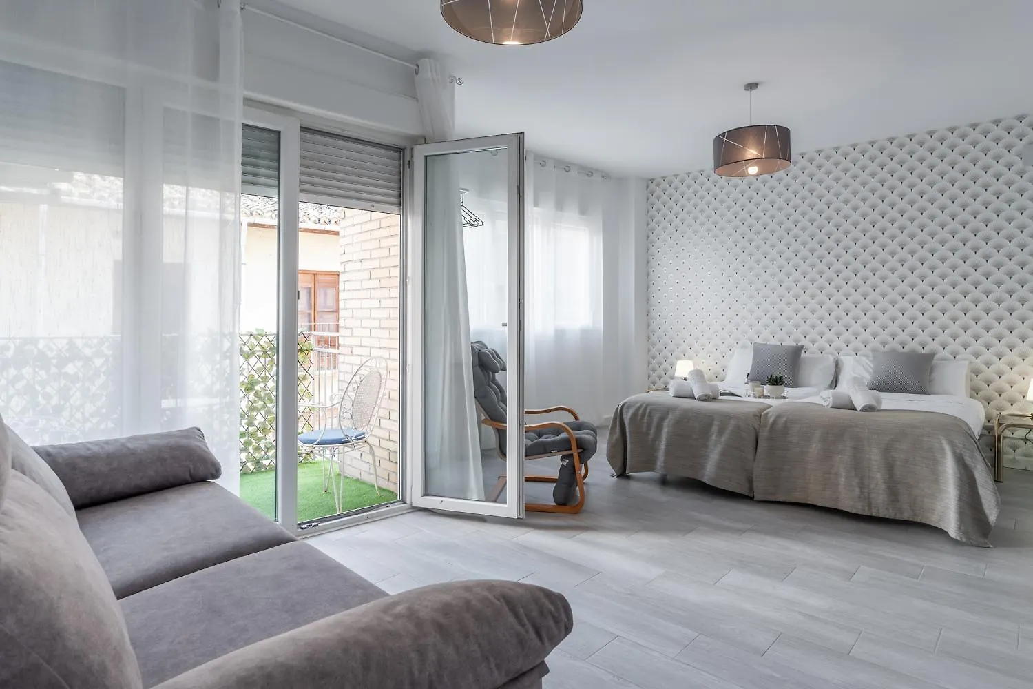 Tuguest Santa Paula III Apartment Granada