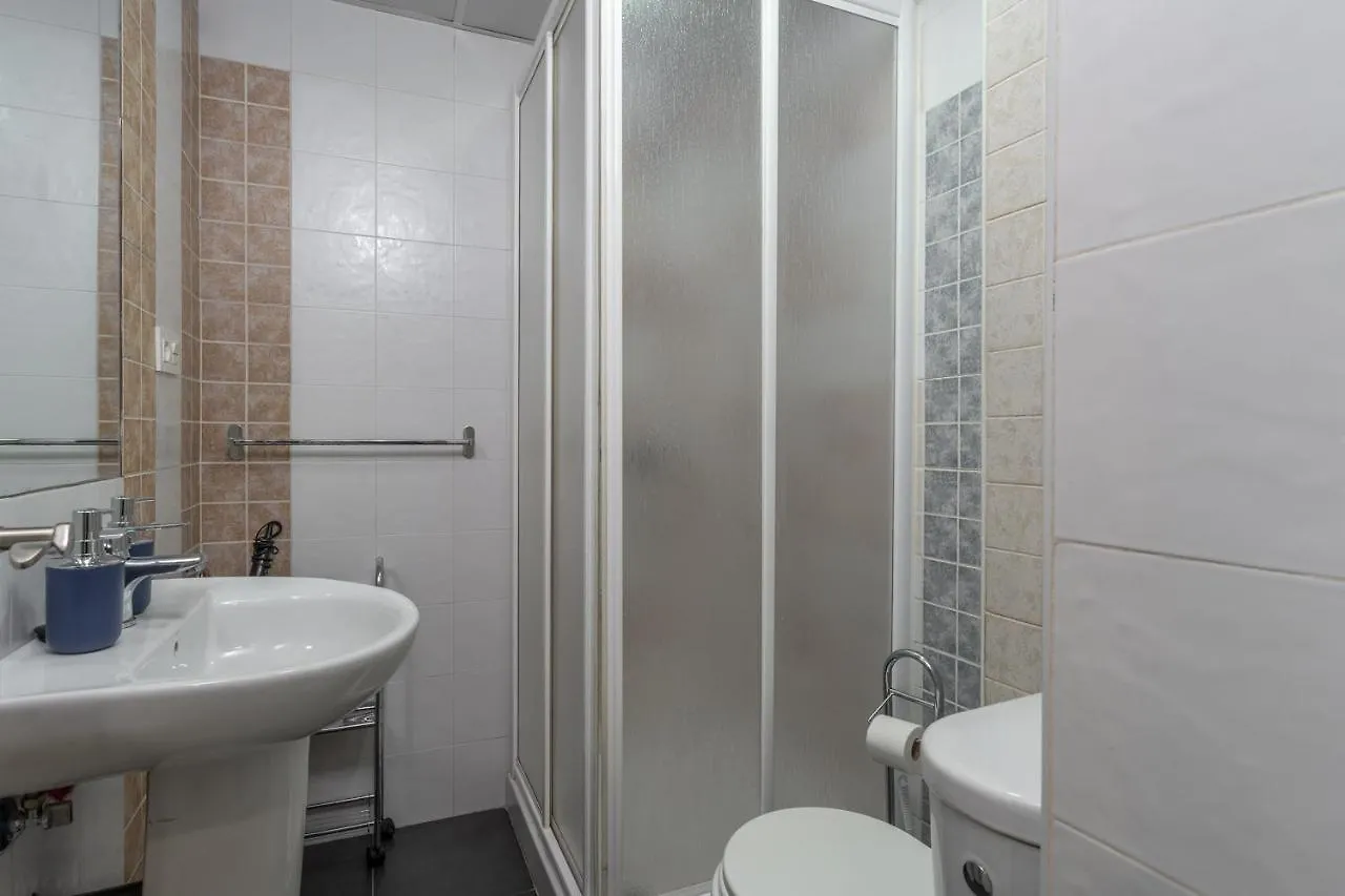 Tuguest Santa Paula III Apartment Granada Spain
