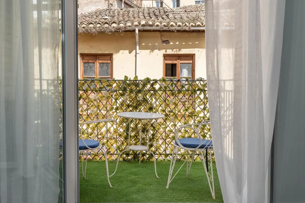 Tuguest Santa Paula III Apartment Granada Spain