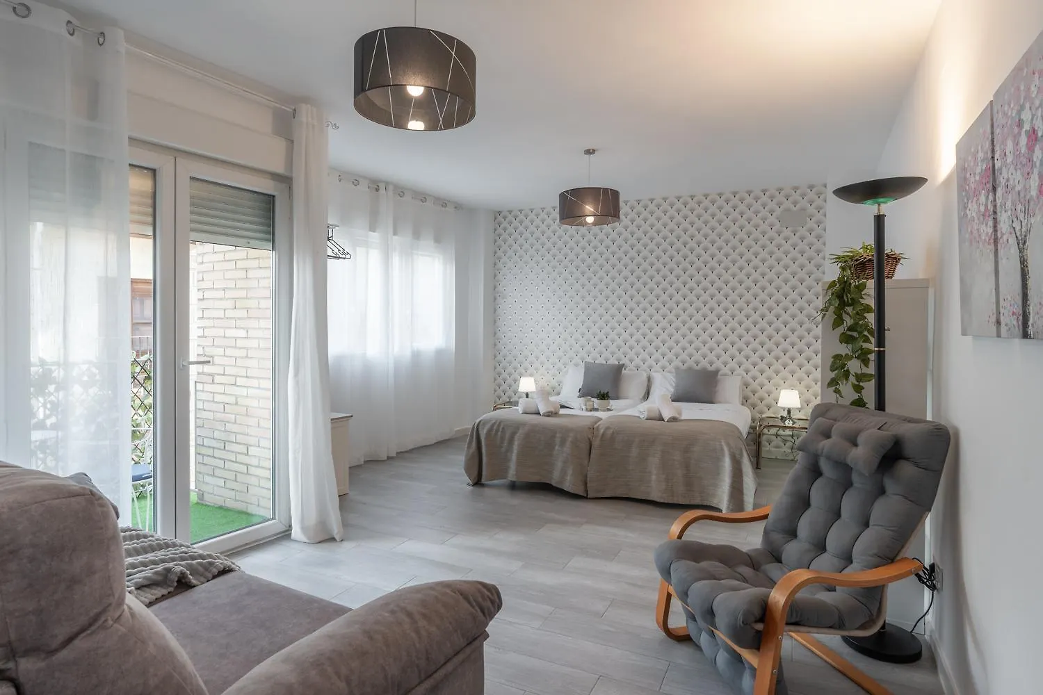 Tuguest Santa Paula III Apartment Granada 0*,  Spain